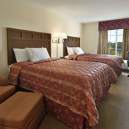 Super 8 By Wyndham Bowling Green North Εξωτερικό φωτογραφία